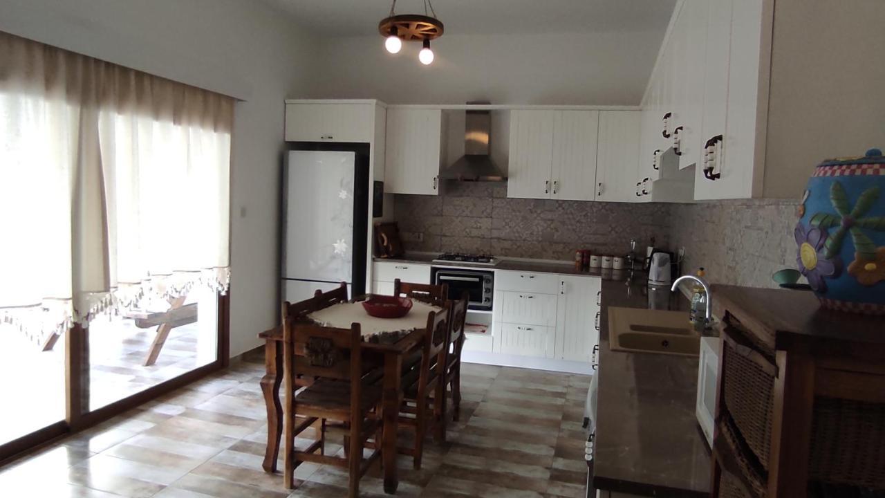 Mystic Guest House Famagusta Famagusta  Bagian luar foto